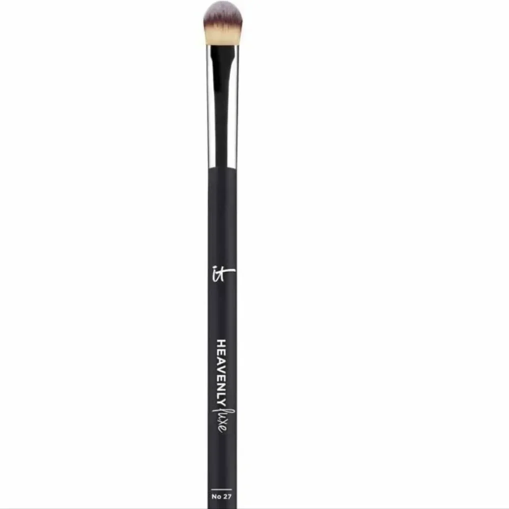 It Cosmetics‎ Heavenly Luxe No 27 Tapered All Over Shadow Brush